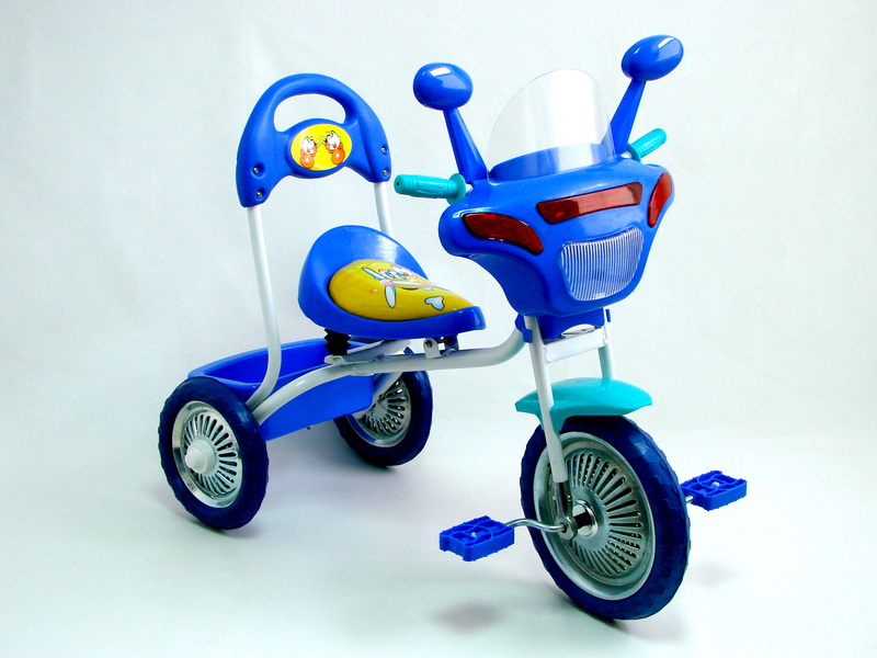 Купить детский трехколесный велосипед на авито